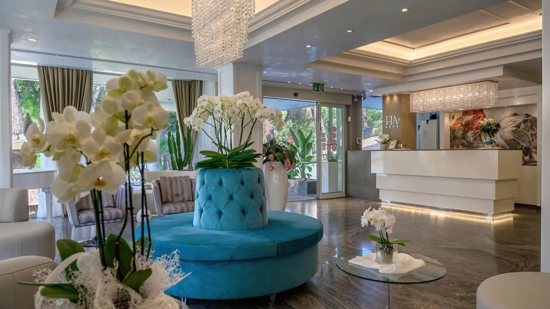 Hotel Alexander Milano Marittima 4*,  Italien